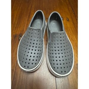 Native Kids J2 Grey Water Shoes Slip On Perforated Toddler Size J2